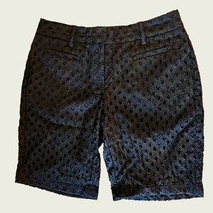 NWT Lands' End black punch out material mid-rise knee length shorts Size…